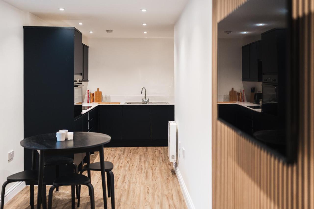 Wych Cottage, Striking 2 Bed, Parking, Ground Floor Flat - Step Free سوميرتون المظهر الخارجي الصورة